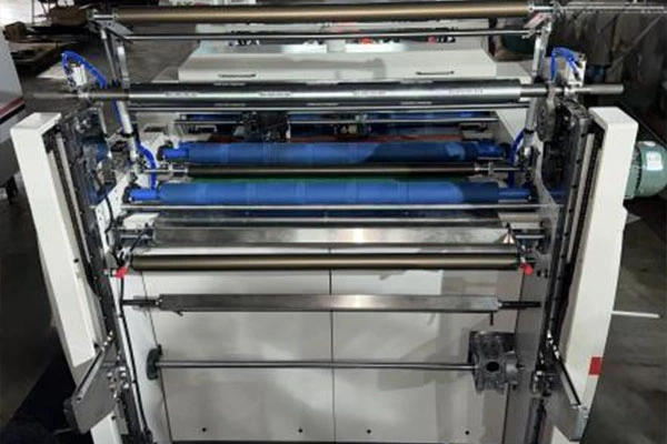 Intelligent Servo Film Remover Laminating Machine